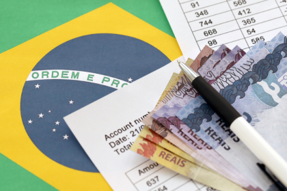 Alex Nabuco dos Santos explica o impacto da taxa Selic no yield imobiliário.